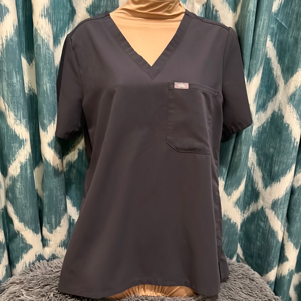 Figs Scrub Top Excellent Quality and Condition Gray Grey Women’s Size Medium